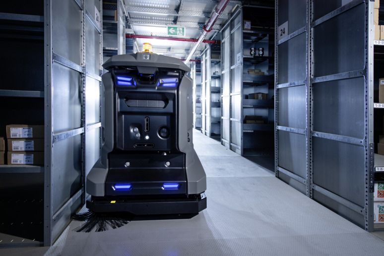 Autolaveuse aspirante KIRA B 50