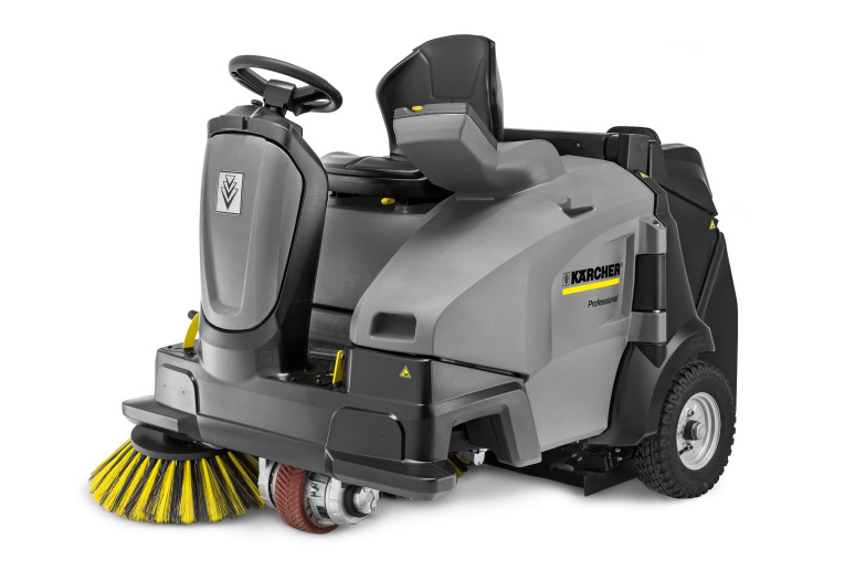 Balayeuse aspirante KM 105/100 R Bp + balai latéral ventral