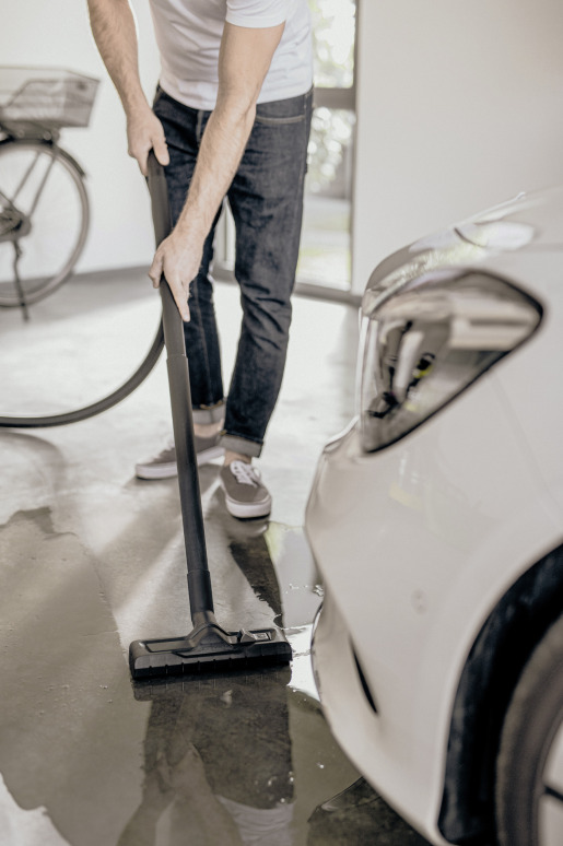 Omschakelbare nat- en droogzuigmond met parkeerstand