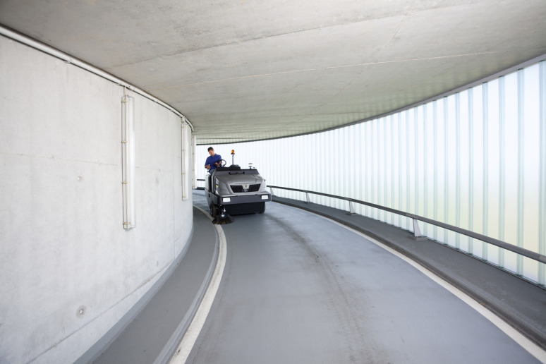 Veeg-/zuigmachine KM 150/500 R Bp