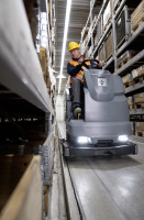 Autolaveuse aspirante B 220 R Bp Pack DOSE Fleet+240 Ah Wet+Rins+AutD90