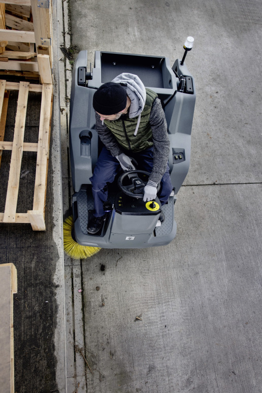 Balayeuse aspirante KM 100/120 R Bp Pack 160 Ah Li+FC