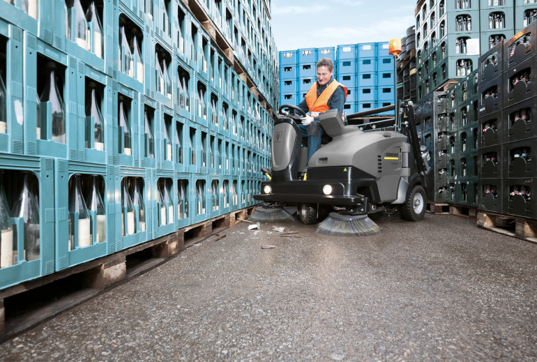 Balayeuse aspirante KM 125/130 R G+KSSB