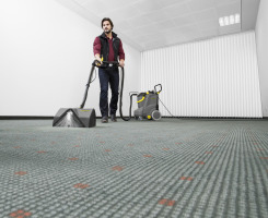 Sproei-extractiereiniger PW 30/1