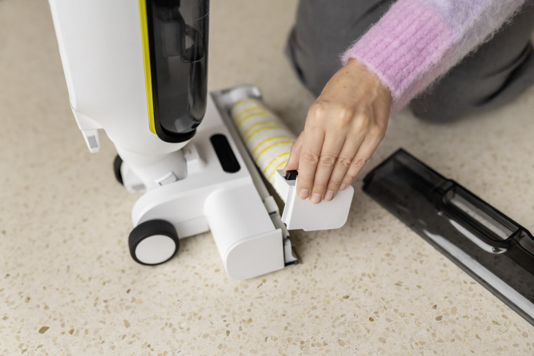 Multi-surface roller FCV4