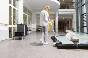 FM ExpertPro 100/ W