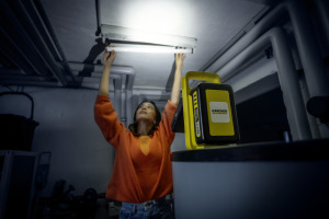 Lampe multifonctions à batterie MFL 2-18