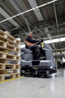 Autolaveuse aspirante B 220 R Bc + D 90