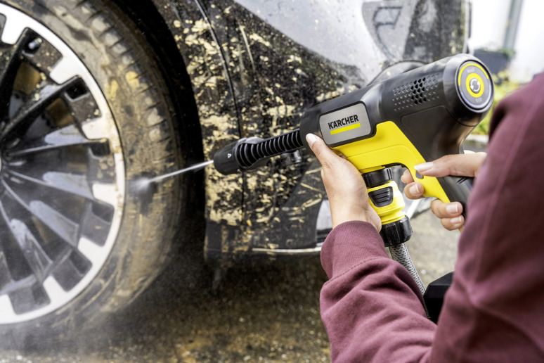 Mobile Outdoor Cleaner OC 7-18 Handheld Battery Set