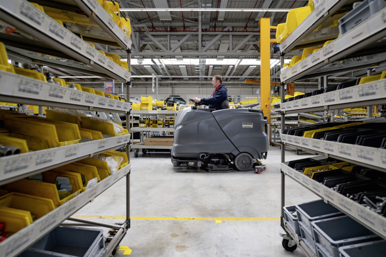 Autolaveuse aspirante B 220 R BpPack+DOSE+285 Ah+D110+Ri+Beacon