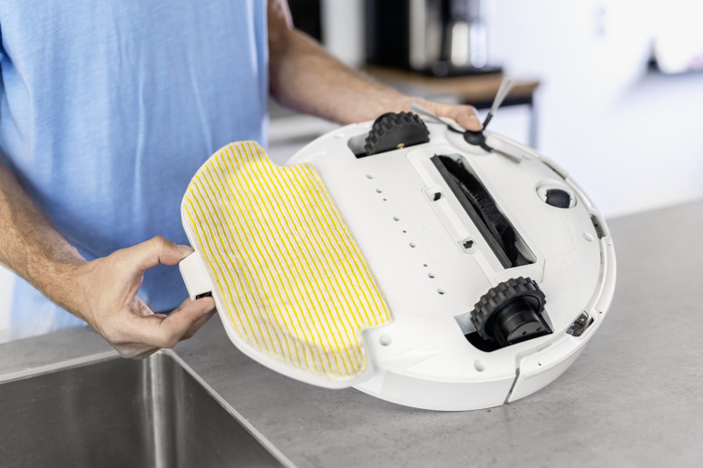 Aspirateur robot avec fonction balayage RCV 3