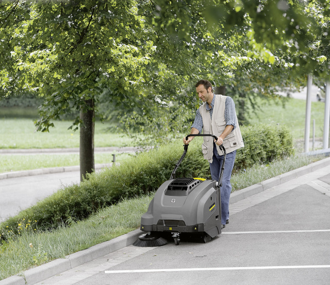 Balayeuse aspirante KM 75/40 W G